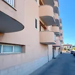 Apartament Casa Guttuso Modern - Parking & Airport Area