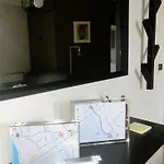 Casa Guttuso Modern - Parking & Airport Area Apartment *
