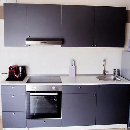 Casa Guttuso Modern - Parking & Airport Area דירה